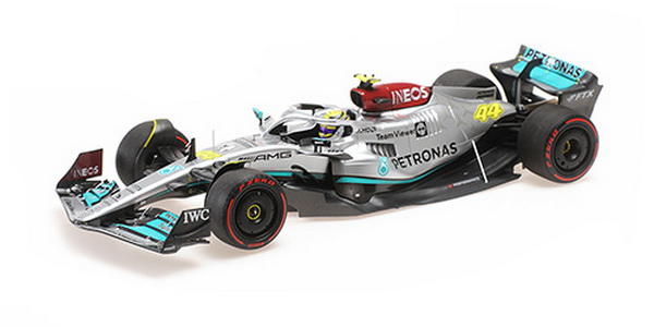 Модель 1:18 Mercedes-AMG Petronas Formula One Team F1 W13 E Performance - Lewis Hamilton - Spain GP 2022 - L.E. 1248 Pcs.