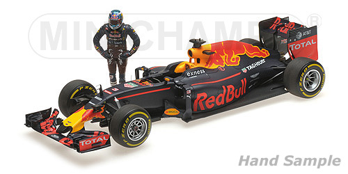 Модель 1:18 Red Bull Racing TAG-Heuer RB12 AUSTRIAN GP (Daniel Ricciardo) /W FIGURINE
