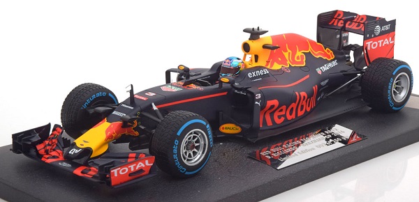 Модель 1:18 Red Bull Racing TAG-Heuer RB12 GP Brasilien (Ricciardo) (L.E.250pcs)