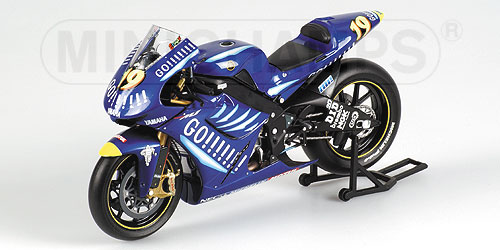 Модель 1:12 Yamaha YZR-M1 №19 «Team Gauloises Yamaha Tech3» MotoGP (OLIVIER JACQUE)