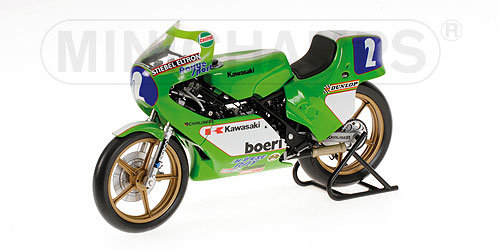 Модель 1:12 Kawasaki KR350 №2 World Champion GP 350 (Anton Mang)