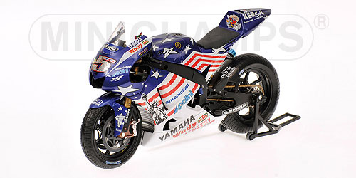 Модель 1:12 Yamaha YZR-M1 №5 «Tech3 Yamaha Team» MotoGP Laguna Seca (Colin Edwards)