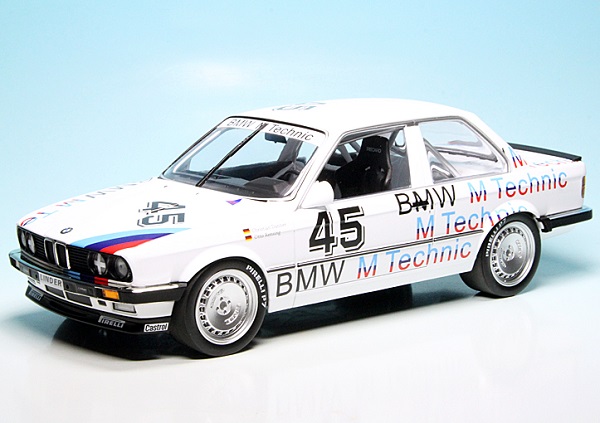Модель 1:18 BMW 325i Coupé (E30) Race-car 