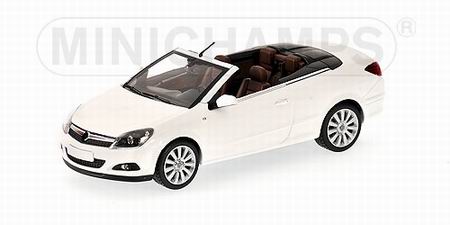 Opel Astra TWINTOP Cabrio - white