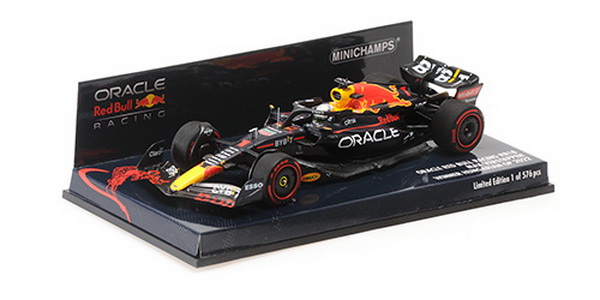 Oracle Red Bull Racing RB18 – Max Verstappen – Winner Hungarian GP 2022 - L.E. 576 Pcs.