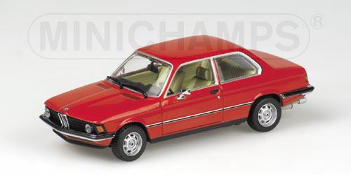Модель 1:43 BMW 3-series - red