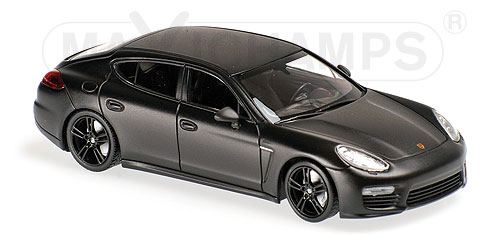 Porsche Panamera turbo S - matt black 940062370 Модель 1:43