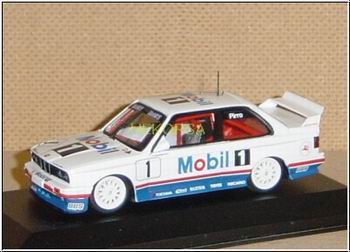 Модель 1:43 BMW M3 (E30) №1 «Mobil 1» Winner Macau Guia Race (Emanuele Pirro)