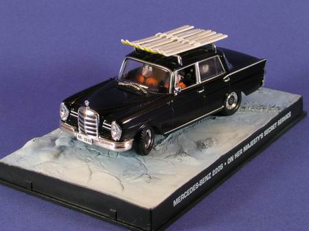 Модель 1:43 Mercedes-Benz 220S (W111) - James Bond 007 «On Her Majesty`s Secret Service»