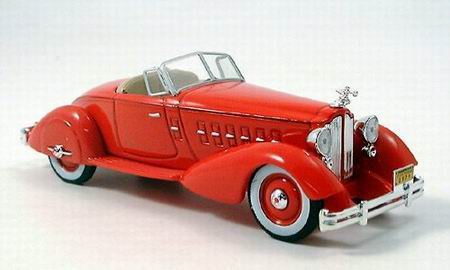 Модель 1:43 Packard V12 LeBaron Speedster - red