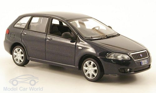 FIAT Croma II 2005 - dark blue