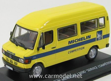 Модель 1:43 Mercedes-Benz L 309D Minibus - Service Competition Michelin