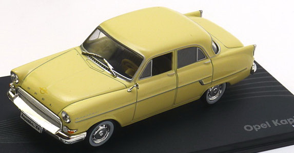 Модель 1:43 Opel Kapitan - cream
