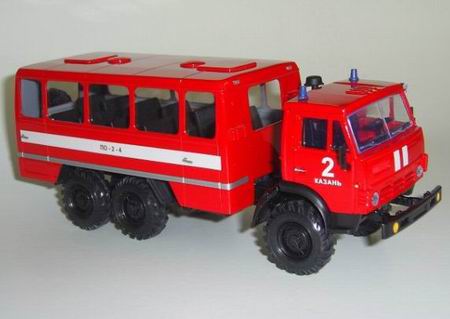 Модель 1:43 НефАЗ-110 вахтовый автобус Пожарный (шасси КамАЗ-4310) / KamAZ 4310 NefAZ-110 Fire Command Unit