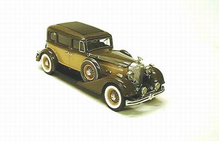 Модель 1:43 Packard S8 - brown/cream