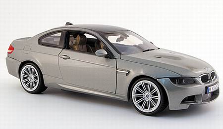 Модель 1:18 BMW M3 Coupe (E92) - gray