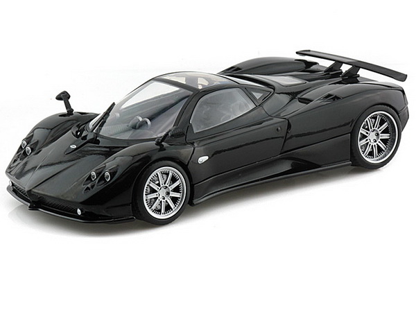 Модель 1:18 Pagani Zonda F - black