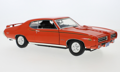 Модель 1:18 Pontiac GTO Judge 1969 - Orange