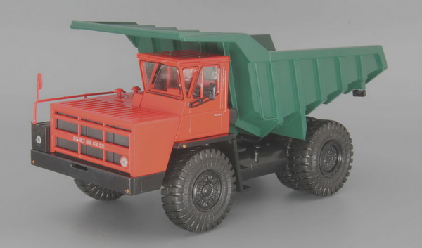 Модель 1:43 БелАЗ-7522 30-тонный карьерный самосвал - красный/зелёный