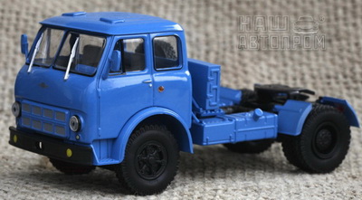 Модель 1:43 Модель 504А седельный тягач - синий