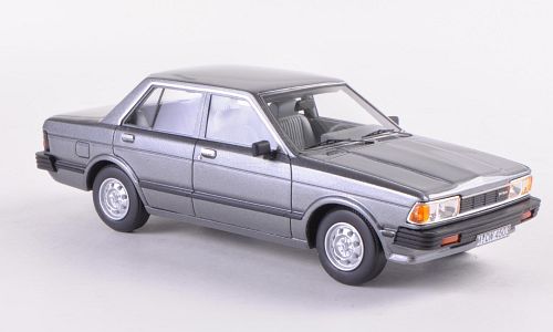 Модель 1:43 Datsun Bluebird (910) - silver