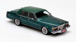 Модель 1:43 Cadillac Fleetwood Brougham - green