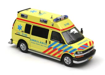 Модель 1:43 Chevrolet GMT610 «Ambulance» RAV Br1