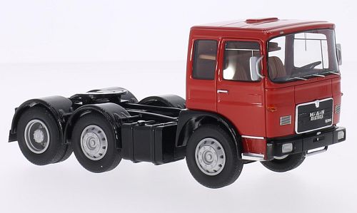 Модель 1:43 MAN F7 (седельный тягач) - red/black