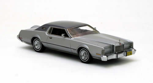 Модель 1:43 Lincoln Continental Mk IV - silver met
