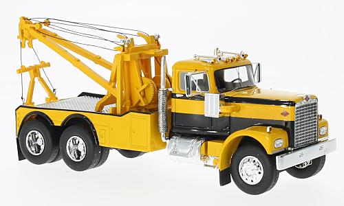 diamond reo tow truck - yellow/black NEO45772 Модель 1:43