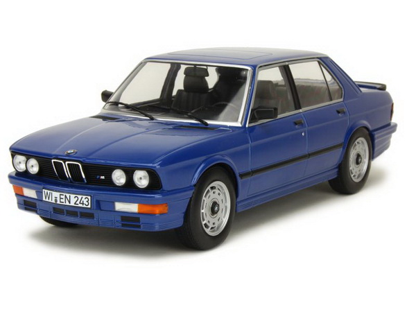 Модель 1:18 BMW M535i (E28) - blue met
