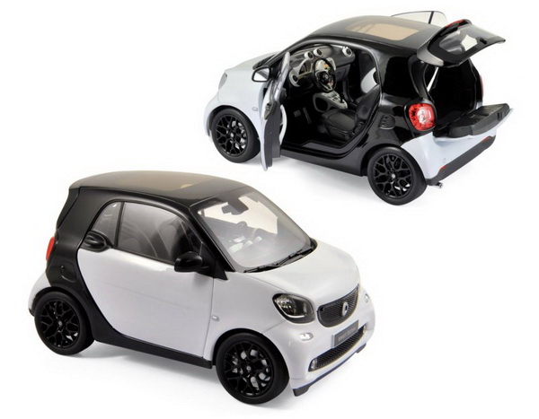 Модель 1:18 Smart ForTwo Coupe (C453) - black/white