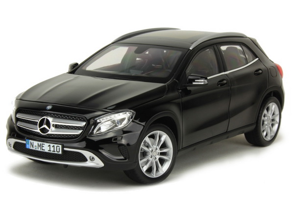 Модель 1:18 Mercedes-Benz GLA-classe (X156) - Black