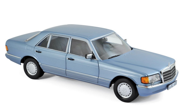 Модель 1:18 Mercedes-Benz 560 SEL (W126) - pearl blue met