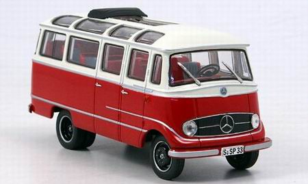 Модель 1:43 Mercedes-Benz O 319D - red/white