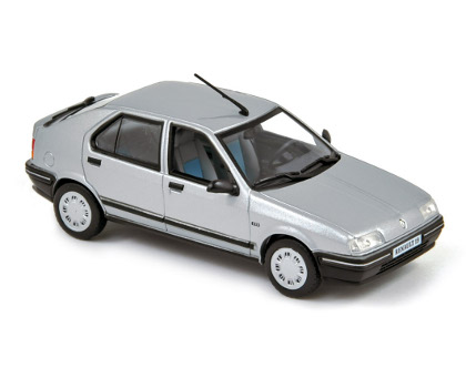 Модель 1:43 Renault 19 (5-door) - silver