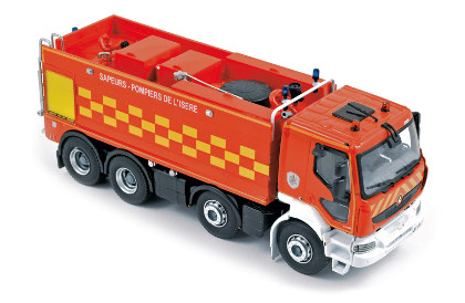 renault kerax 8x8 «fmogp» пожарный 518833 Модель 1:43
