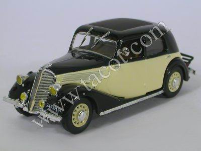 Модель 1:43 Renault Celta 4 / black/beige