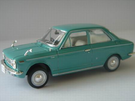 Модель 1:43 Toyota Corolla - vert olive
