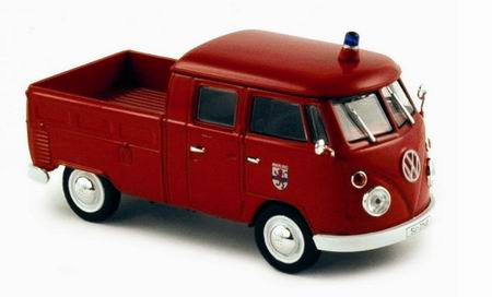 Модель 1:43 Volkswagen T1 Doka fire brigade (пожарный)