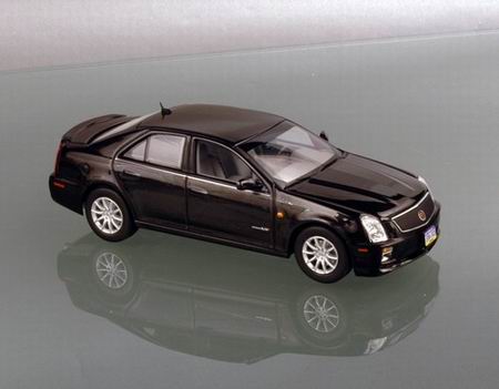 Модель 1:43 Cadillac STS V - black