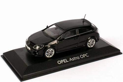 Модель 1:43 Opel Astra H OPC - black