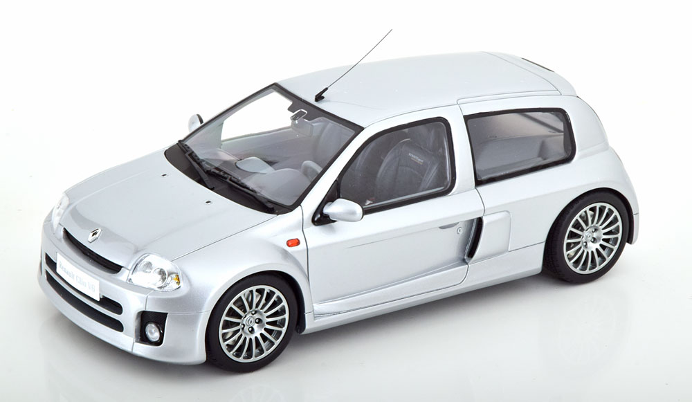 Модель 1:18 Renault Clio V6 Phase 1 - 2001 - Silver
