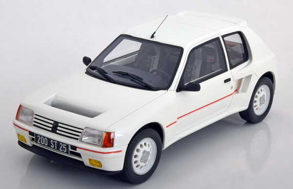 Модель 1:18 Peugeot 205 T16 1984 - white