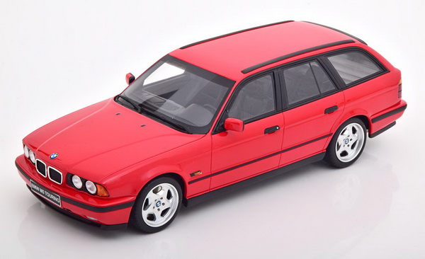 Модель 1:18 BMW M5 E34 Touring 1994 - red