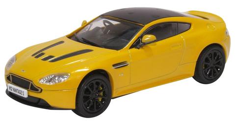 Aston Martin Vantage S - sunburst yellow