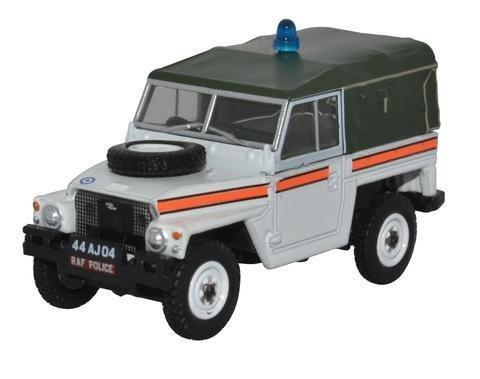 land rover series iii 1/2 ton lightweight "raf police akrotiri" (Британская военная полиция на Кипре) 1975 76LRL010 Модель 1:76