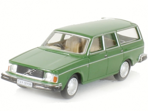 Модель 1:76 Volvo 245 DL Estate - green