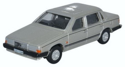 Модель 1:76 Volvo 760 - grey