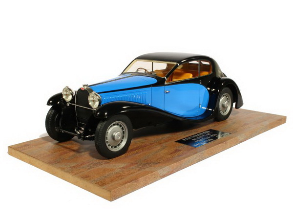 Модель 1:18 Bugatti T46 Profile - black/blue (L.E.250pcs)